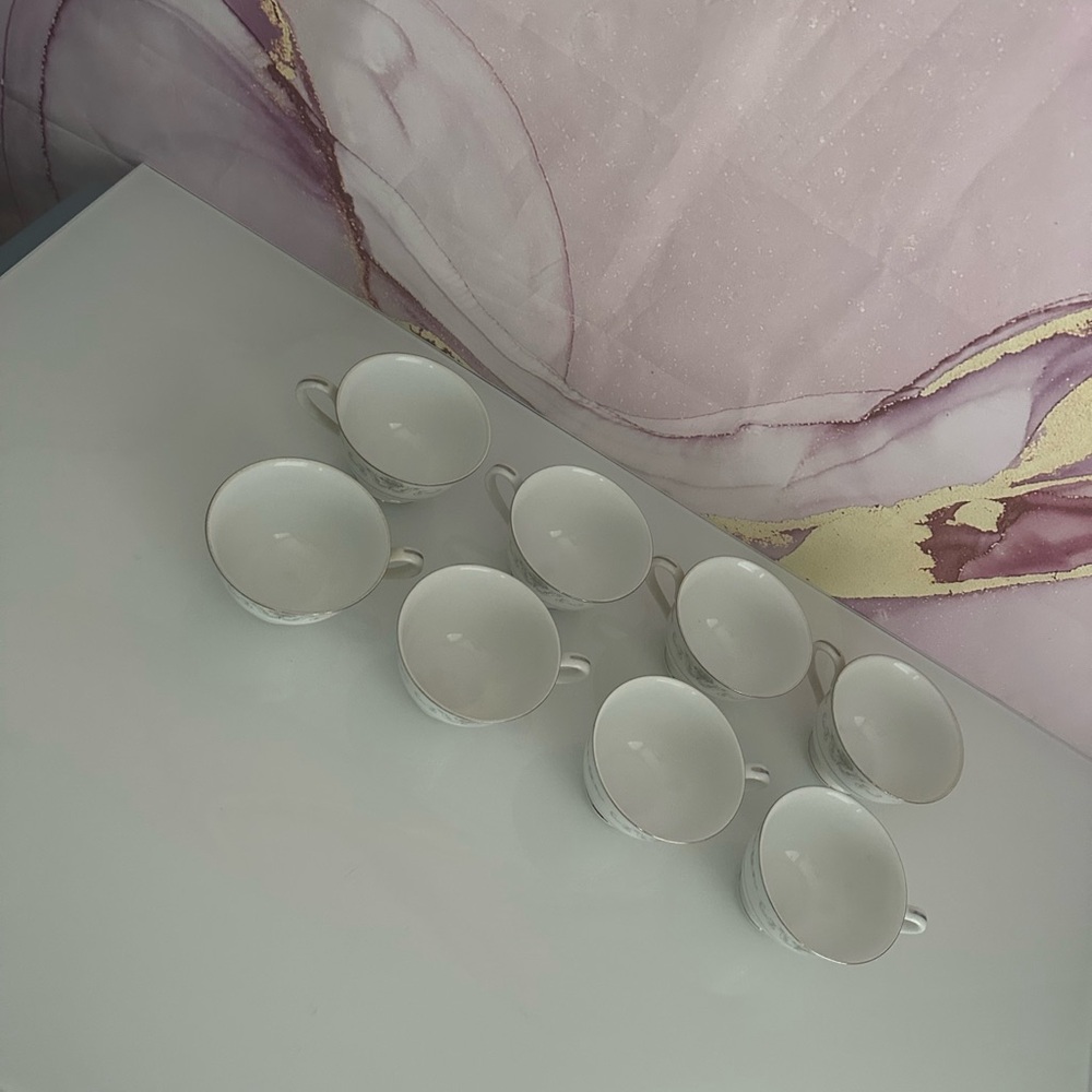 VINTAGE ROSE CHINA 2222 GAINSBOROUGH TEA CUPS SET OF  8 - MADE IN JAPAN - Picture 6 of 8